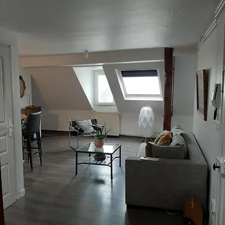 Duplex Hyper Centre De *